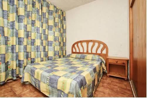 Rentalmar El Pinar Adosados Miami Playa Екстер'єр фото
